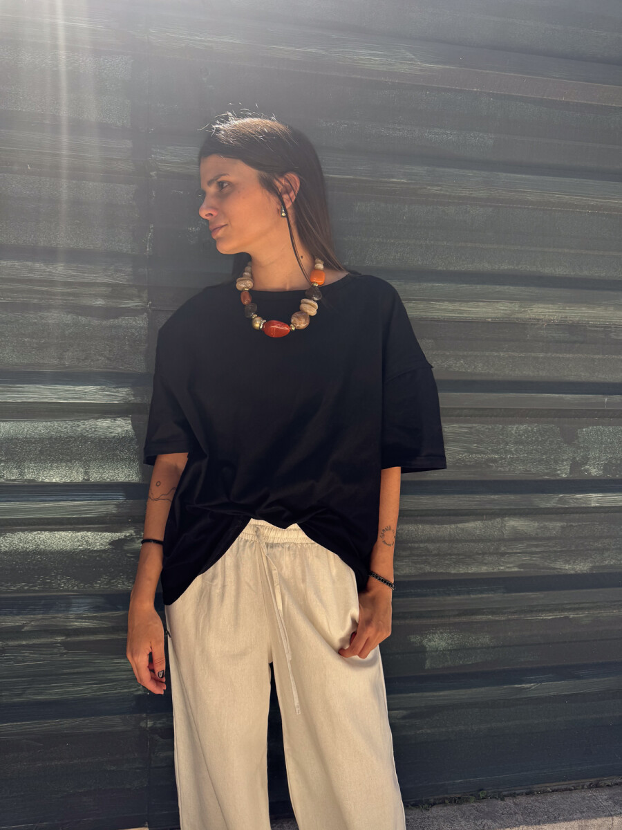 Remera Rodra - NEGRO 