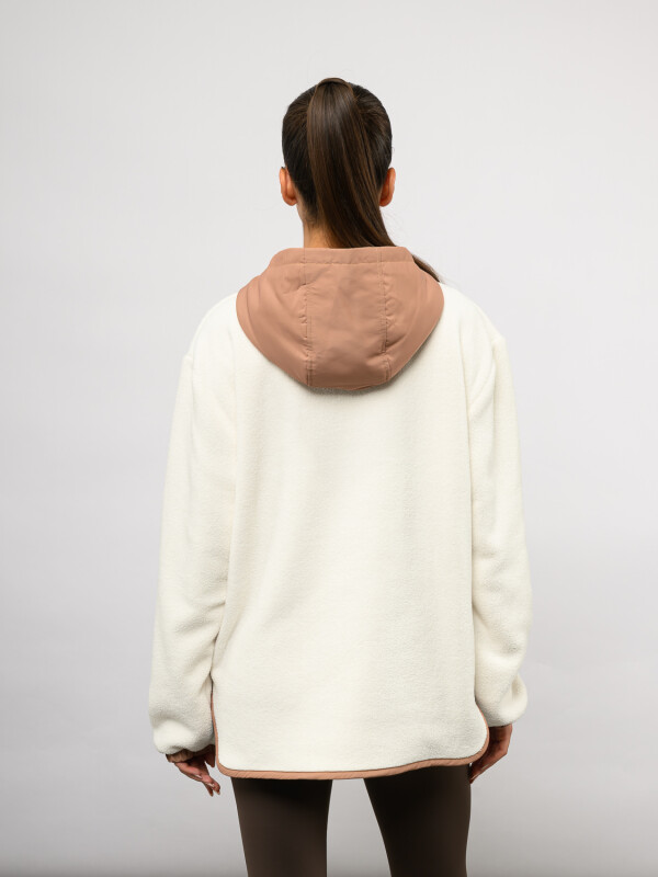 Buzo Medio Cierre Ámbar Umbro Mujer 009