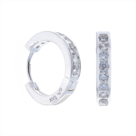 Par de aros de plata 925 con circonias. Par de aros de plata 925 con circonias.