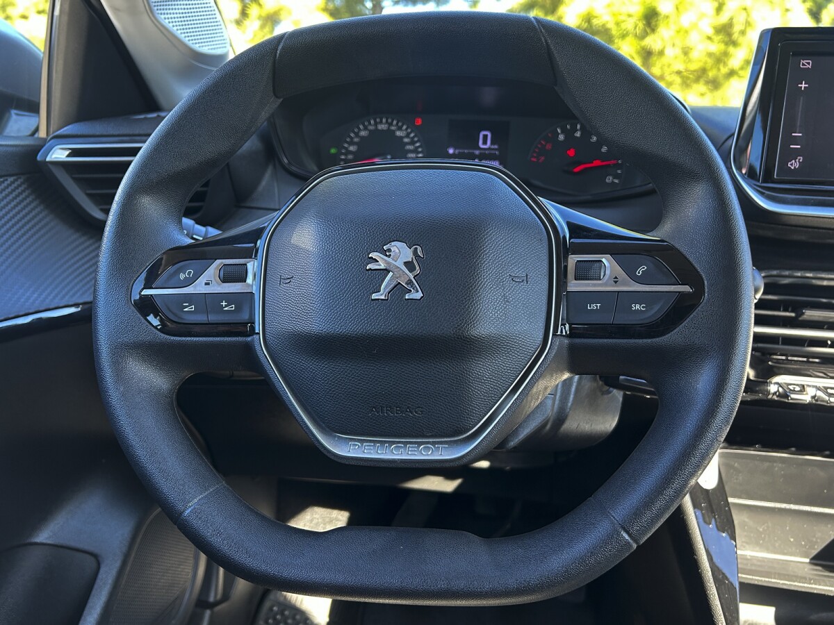 Peugeot 208 Active 2024 EXCELENTE ESTADO!|Permuta / Financia Peugeot 208 Active 2024 EXCELENTE ESTADO!|Permuta / Financia