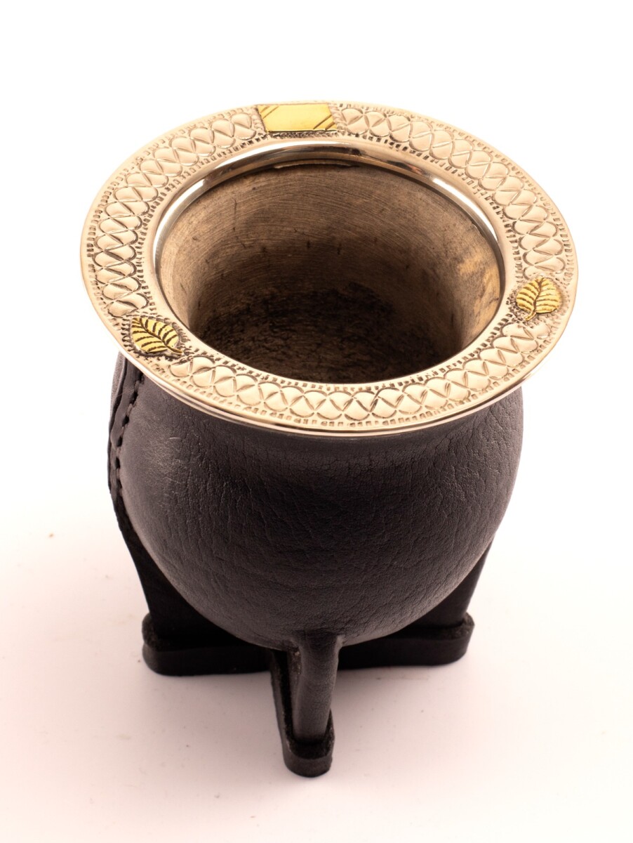 Mate de Alpaca y Bronce - H8 