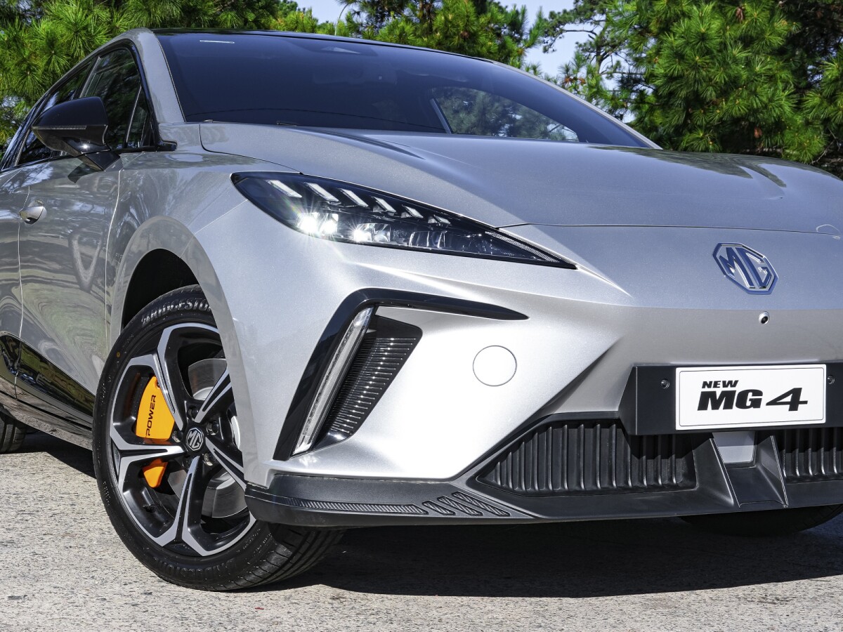 MG MG4 4 X Power Deluxe Extra Full 2026 0KM MG MG4 4 X Power Deluxe Extra Full 2026 0KM
