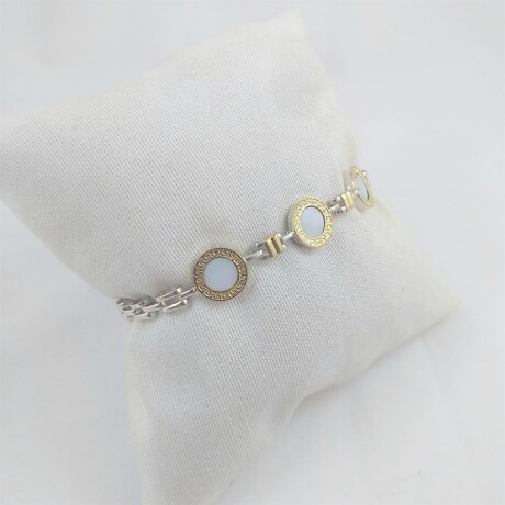 Pulsera de plata 925 con detalles de double en oro 18Ktes, 3 apliques de nácar con guarda griega. Pulsera de plata 925 con detalles de double en oro 18Ktes, 3 apliques de nácar con guarda griega.