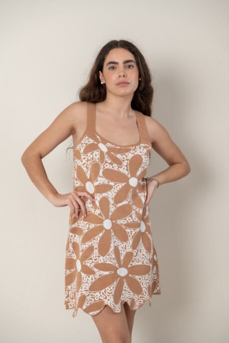 VESTIDO FLOWER CAMEL
