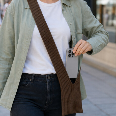 Colgante pocket para celular Marron