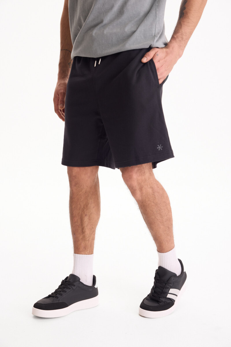 Bermuda Novic Negro