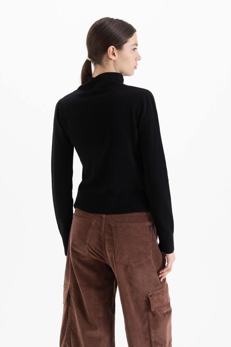 SWEATER CRETA Negro