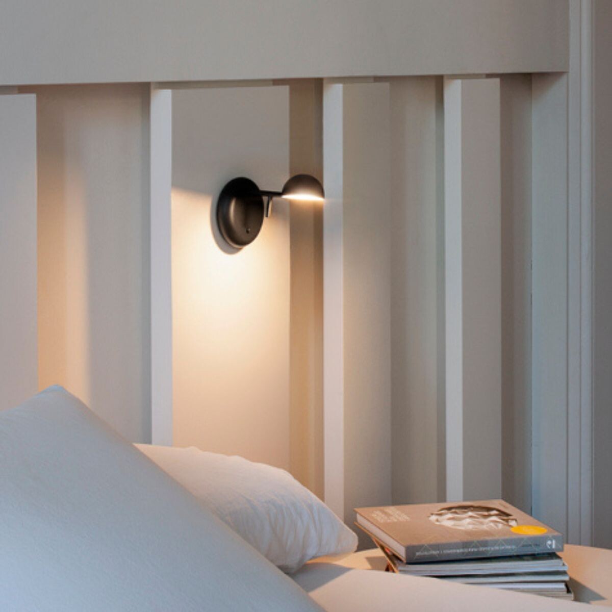 LUMINARIA DE PARED CHAPEU Negro 