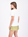 REMERA LIRIO BLANCO
