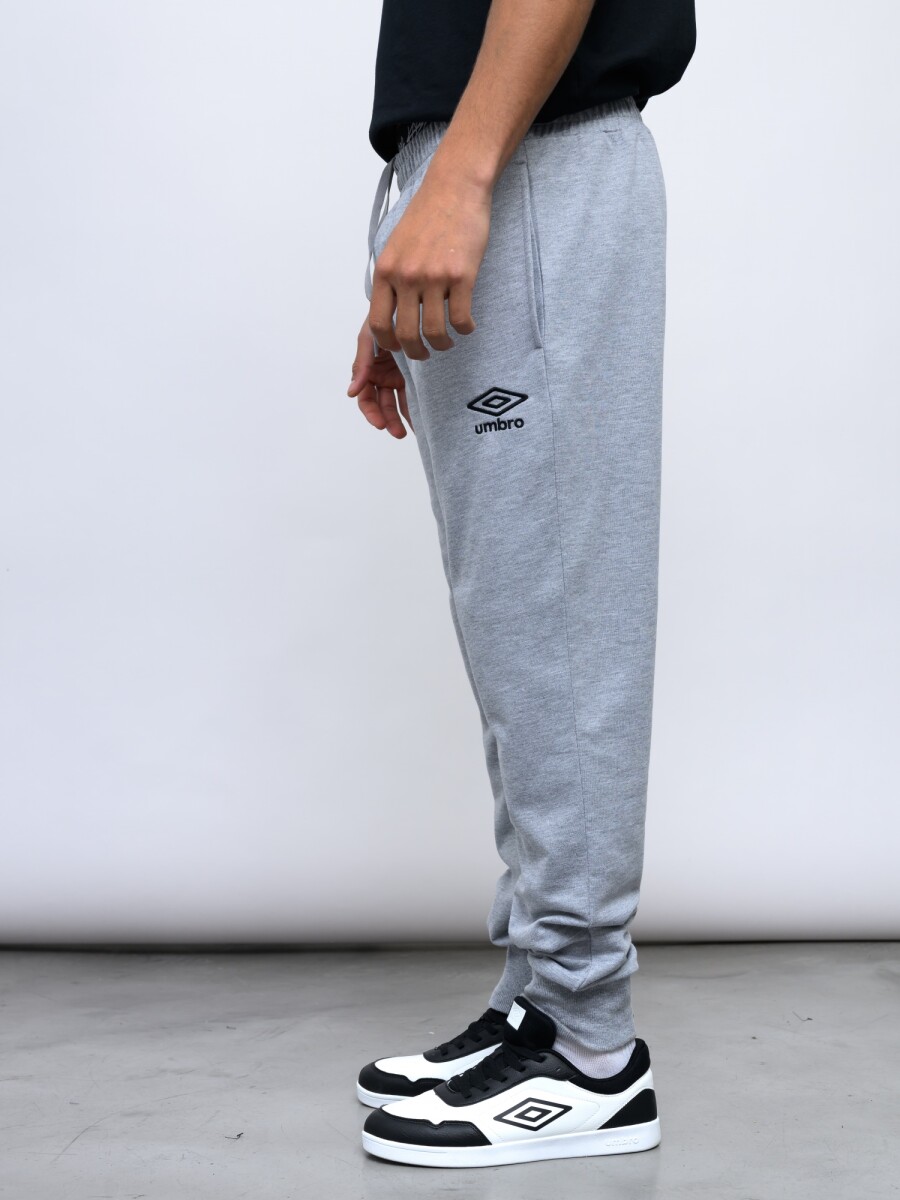 PANTALÓN BASIC Umbro Hombre - 05m 