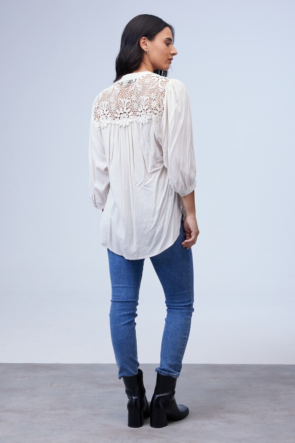 Blusa Crochet BEIGE CLARO