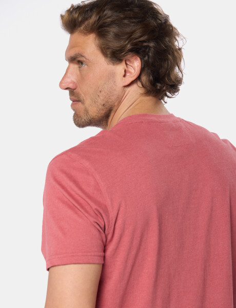 REMERA ESTAMPADA Bordo