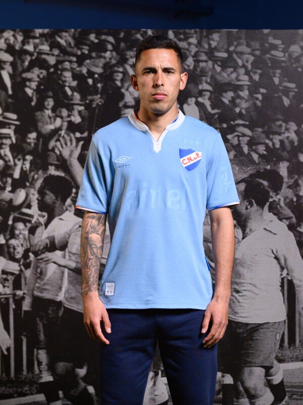 CAMISETA AWAY 3 <br /> OFICIAL 2024 Nacional Hombre Skuba, Celeste