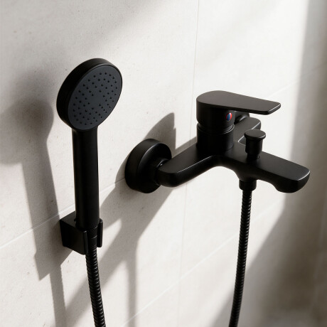 DUCHA EXTERNA MONOCOMANDO CON TRANSFERENCIA MATE LINEA NEGRO