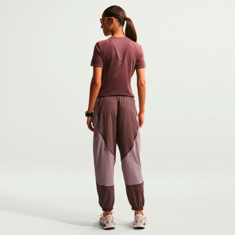 Pantalón Largo Nike Swift De Mujer Morado
