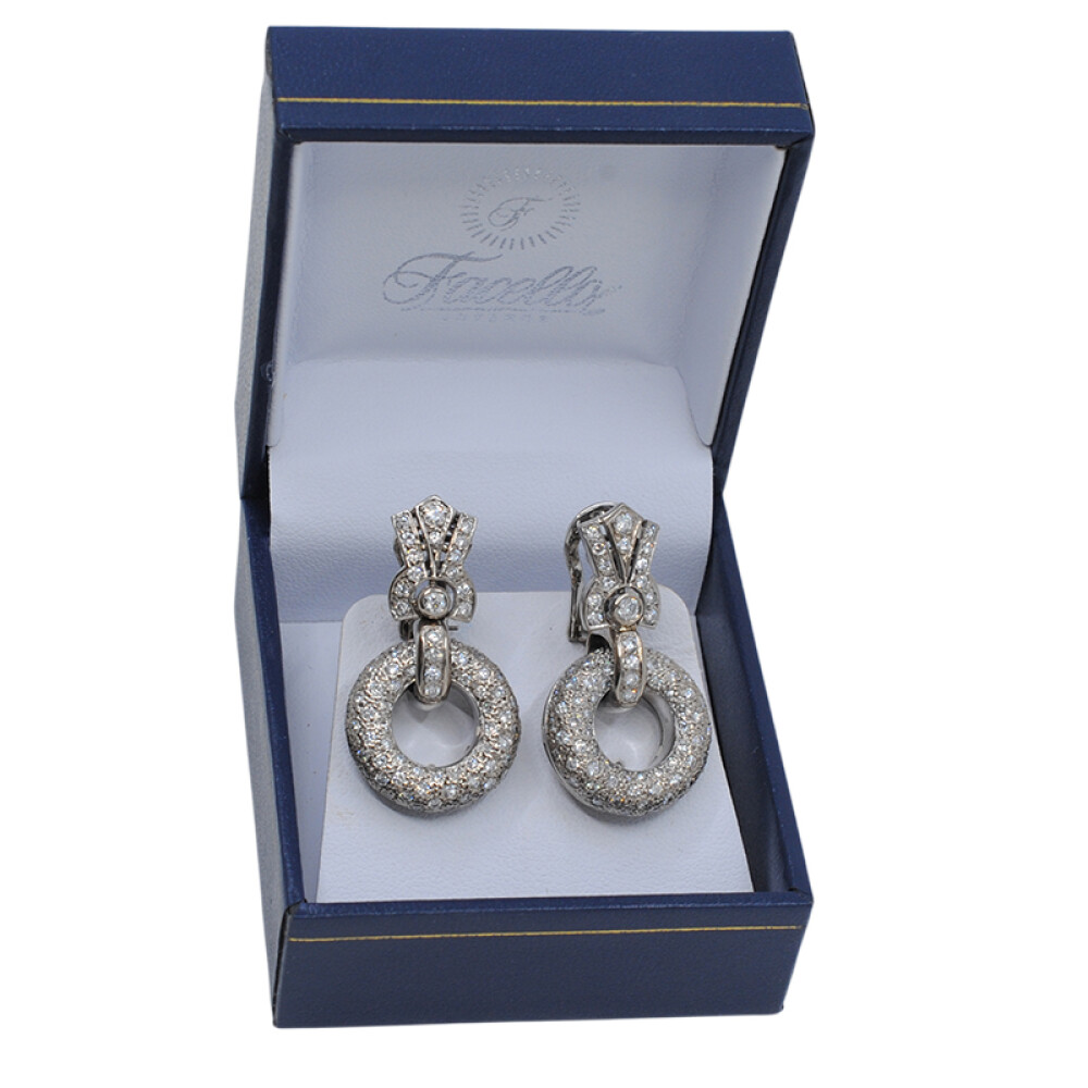 Par de caravanas oro 18k y brillantes Par de caravanas oro 18k y brillantes