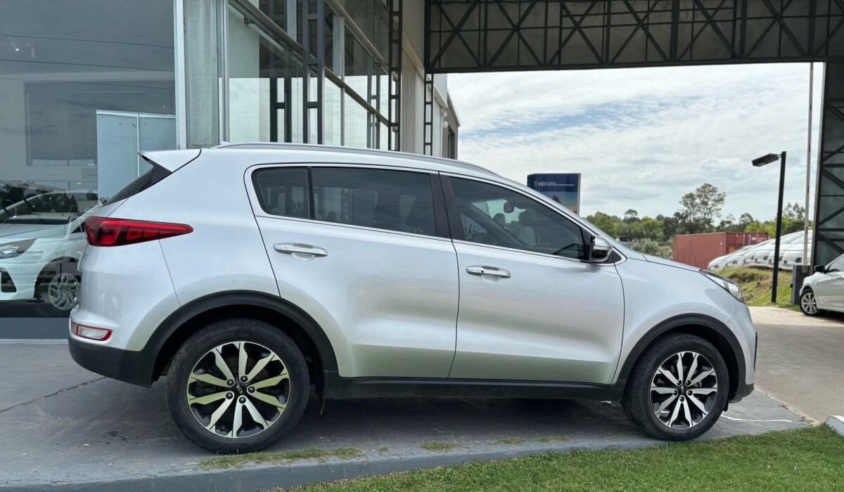 Kia Sportage EX 2,0 AT - 2018 Kia Sportage EX 2,0 AT - 2018