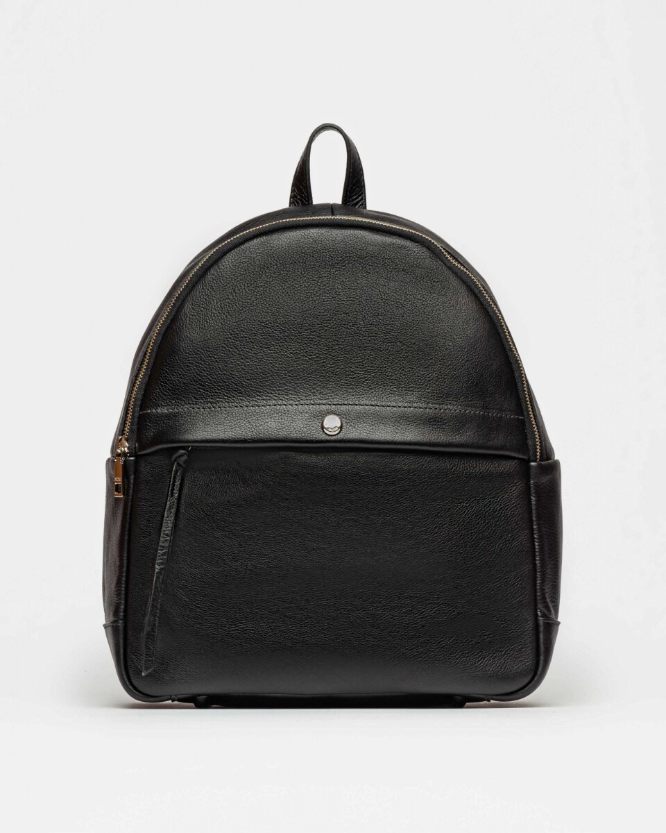 Mochila Urban En Cuero Liso Satinado - Negro 
