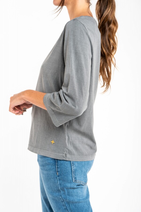 Remera Lavada Grafito
