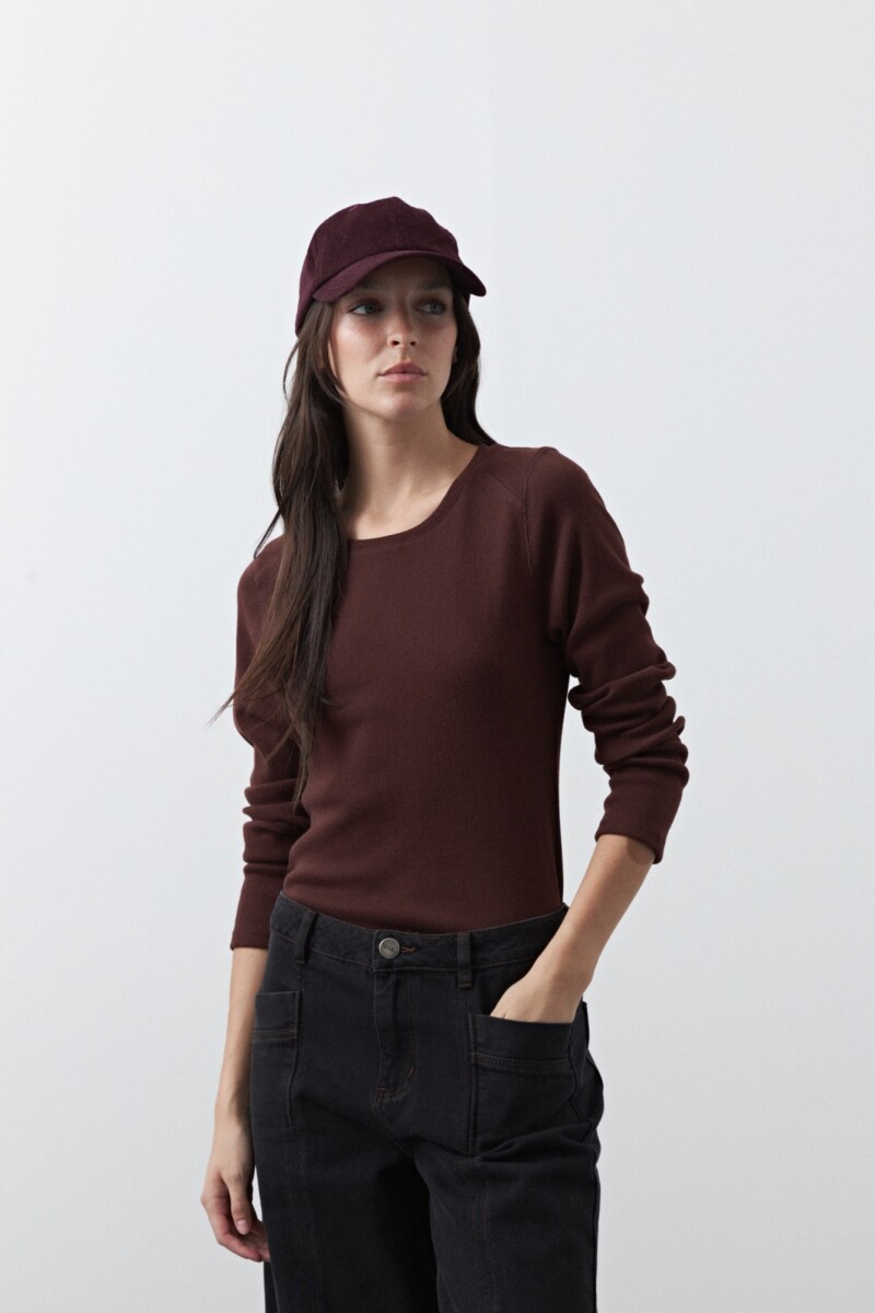 REMERA LUNS - Chocolate 