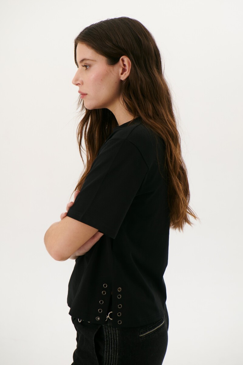 REMERA AROS NEGRO