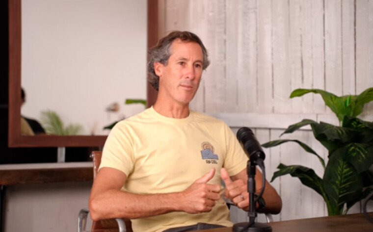 Maldivas x La Isla: diez días de surf en el paraíso