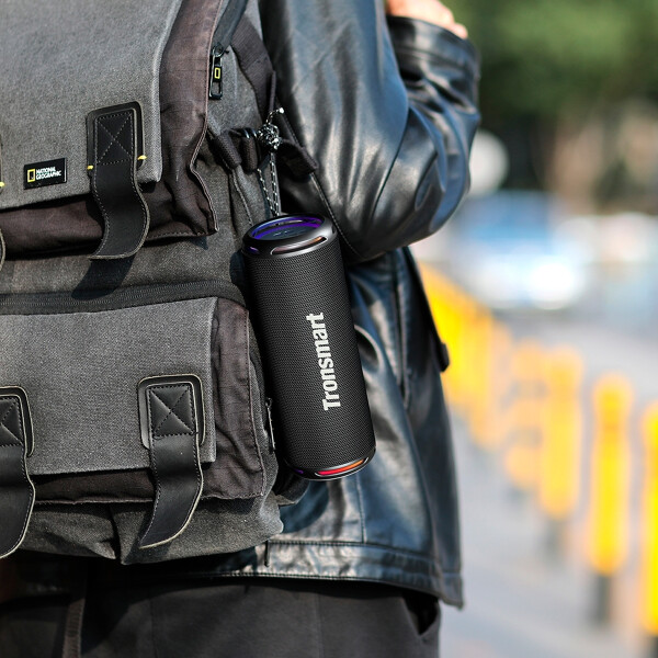 Parlante exterior portátil Tronsmart T7 Lite color negro Parlante Exterior Portátil Tronsmart T7 Lite Color Negro