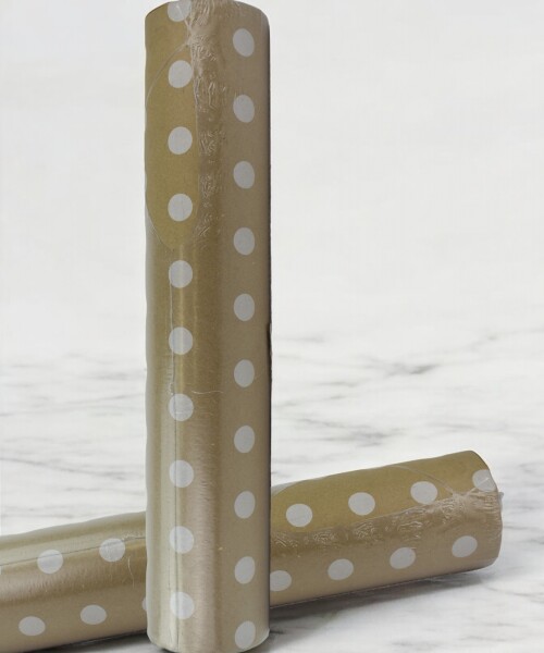 Papel Regalo Bobina 60cm x 100mts WHITE DOTS