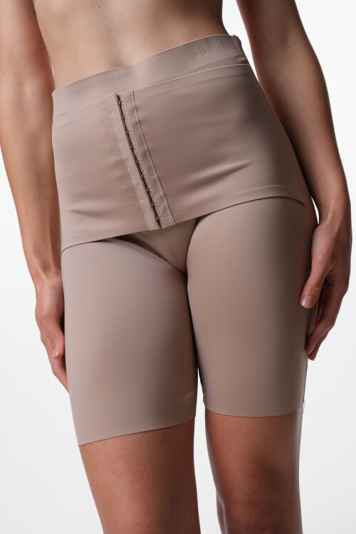 Short Slim Eden Beige