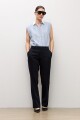 Camisa rayada sin mangas celeste