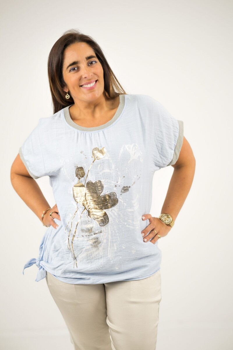 Blusa con nudo estampada con dorado - Celeste 