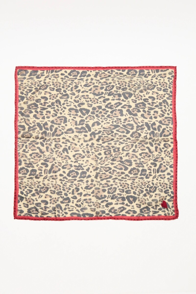 Pañuelo Animal Heart 70X70 Leopardo