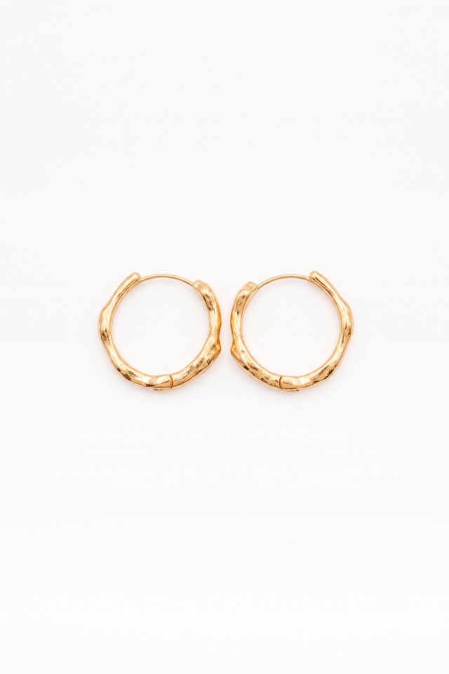 Aros de acero dorado