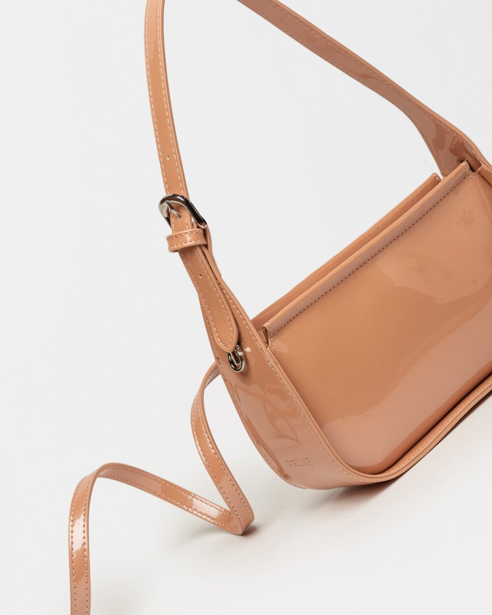 Cartera al hombro Leaf en efecto cuero charol Rosa