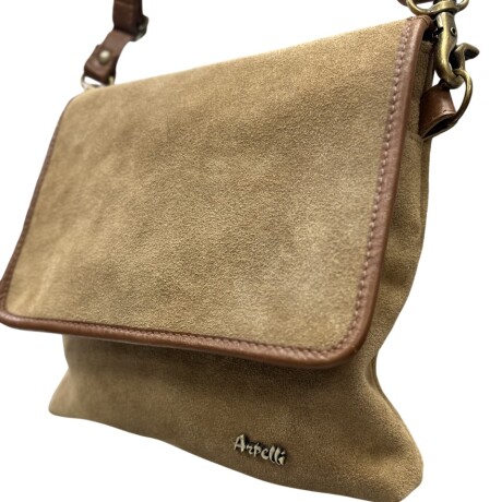 Cartera de cuero con solapa Cartera de cuero con solapa