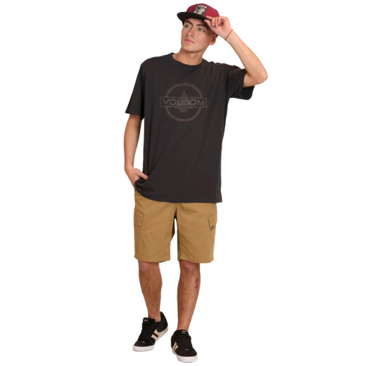 Remera Volcom Line Service - Negro Remera Volcom Line Service - Negro