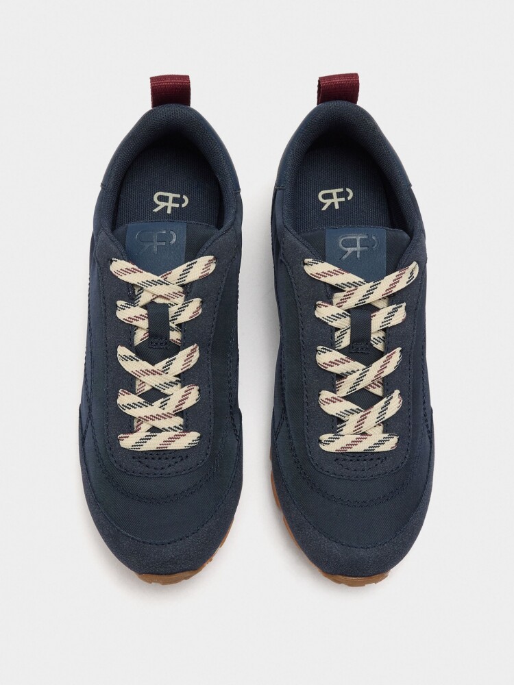 Zapatillas Con Contraste azul-marino