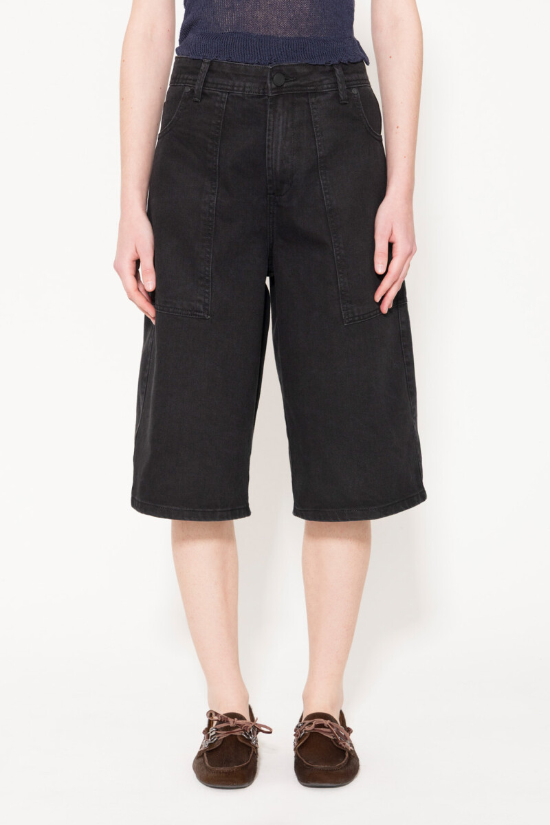 BERMUDA POCKET BLACK Negro