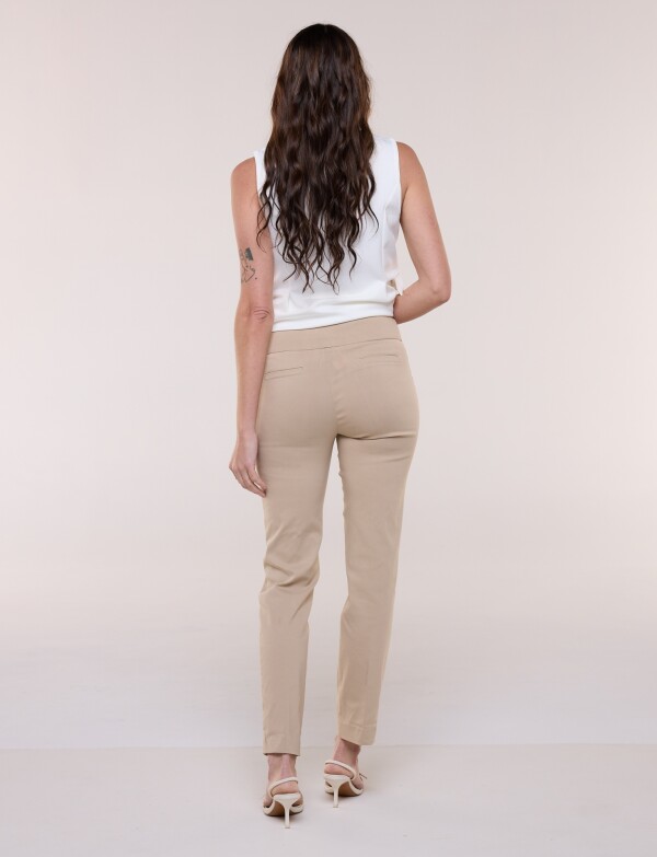 Pantalon Pull On Modelador BEIGE
