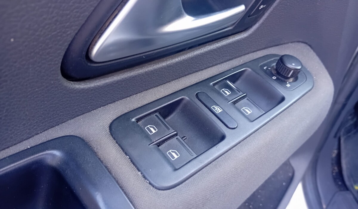 Volkswagen Amarok 2.0 TSI MT - 2015 Volkswagen Amarok 2.0 TSI MT - 2015