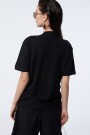 REMERA EBONY Negro