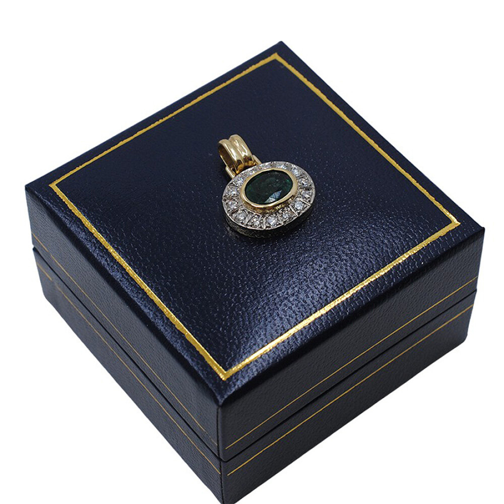 Colgante En Oro 18K, Brillantes Y Esmeraldas Colgante En Oro 18K, Brillantes Y Esmeraldas