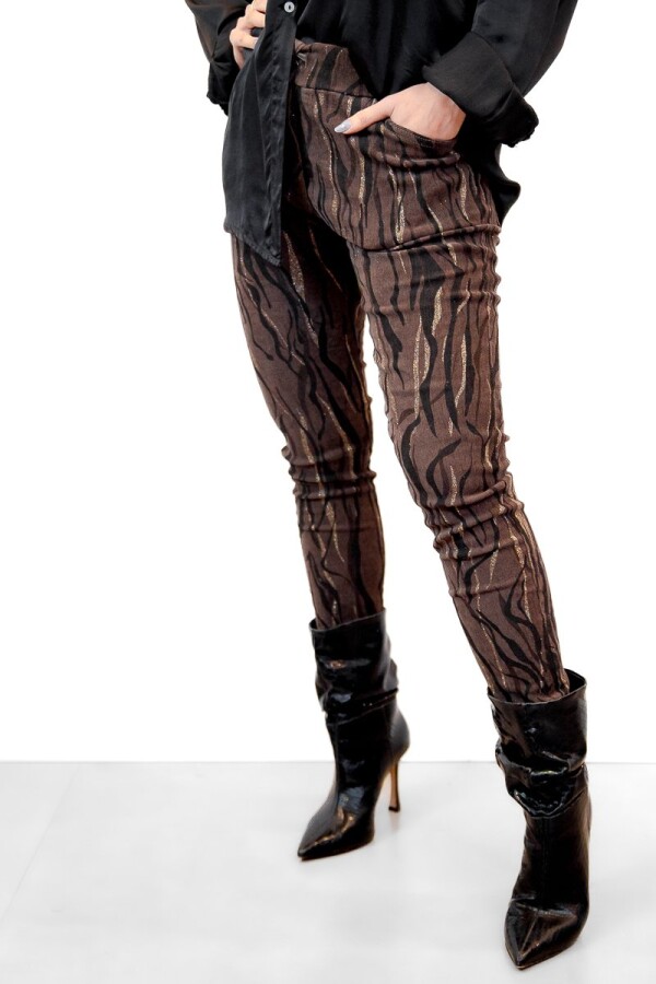 PANTALON PANA CEBRA BRILLO MARRON