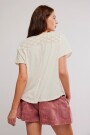 REMERA HENLEY HEIRLOOM Marfil