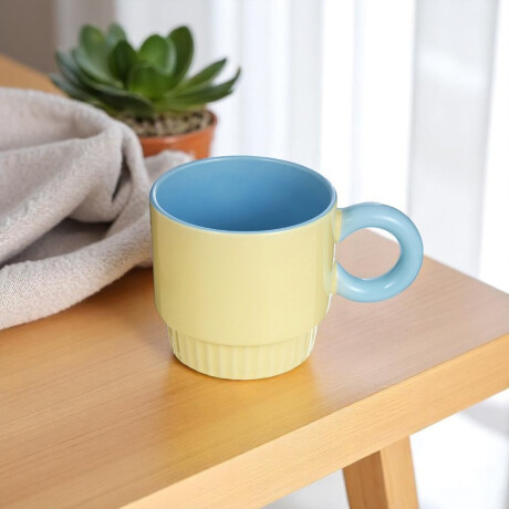 Taza Bicolor de Cerámica Amarillo