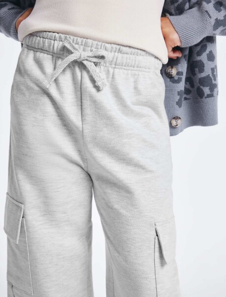 PANTALÓN INFANTIL CON CINTURA ELASTIZADA GRIS