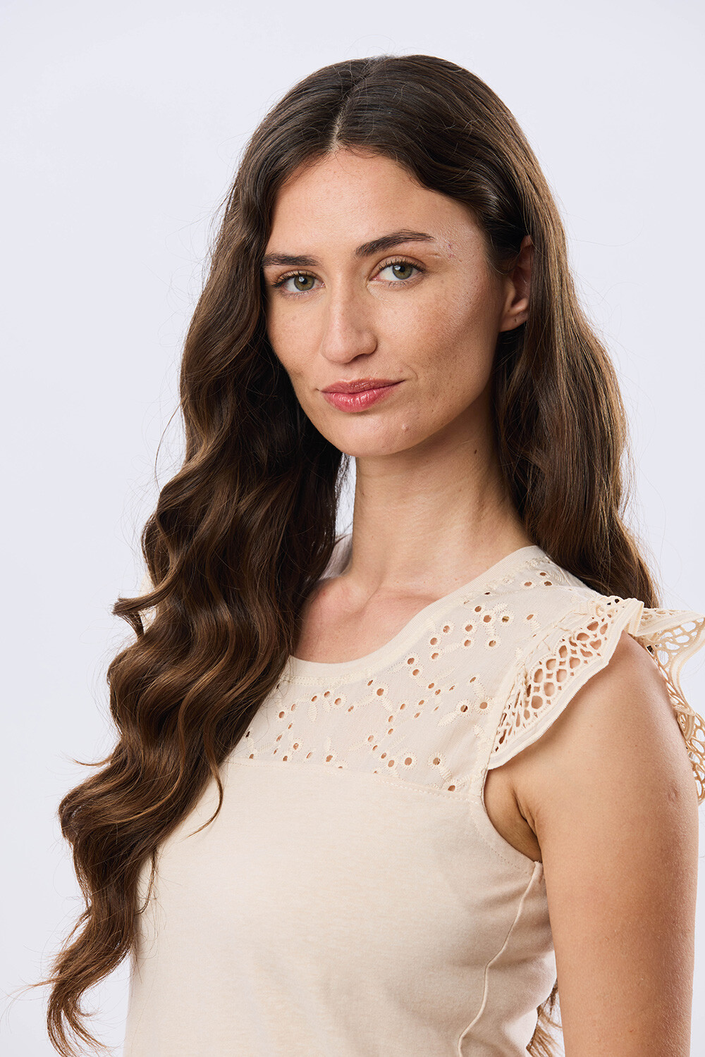 REMERA LISA DE ALGODÓN Beige