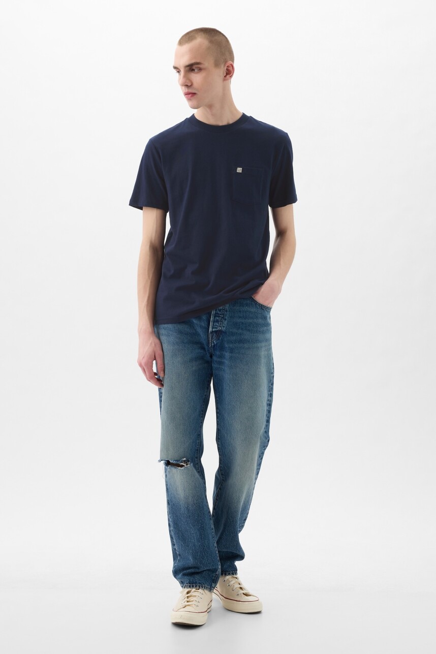 Remera Con Bolsillo Logo Gap Hombre Tapestry Navy