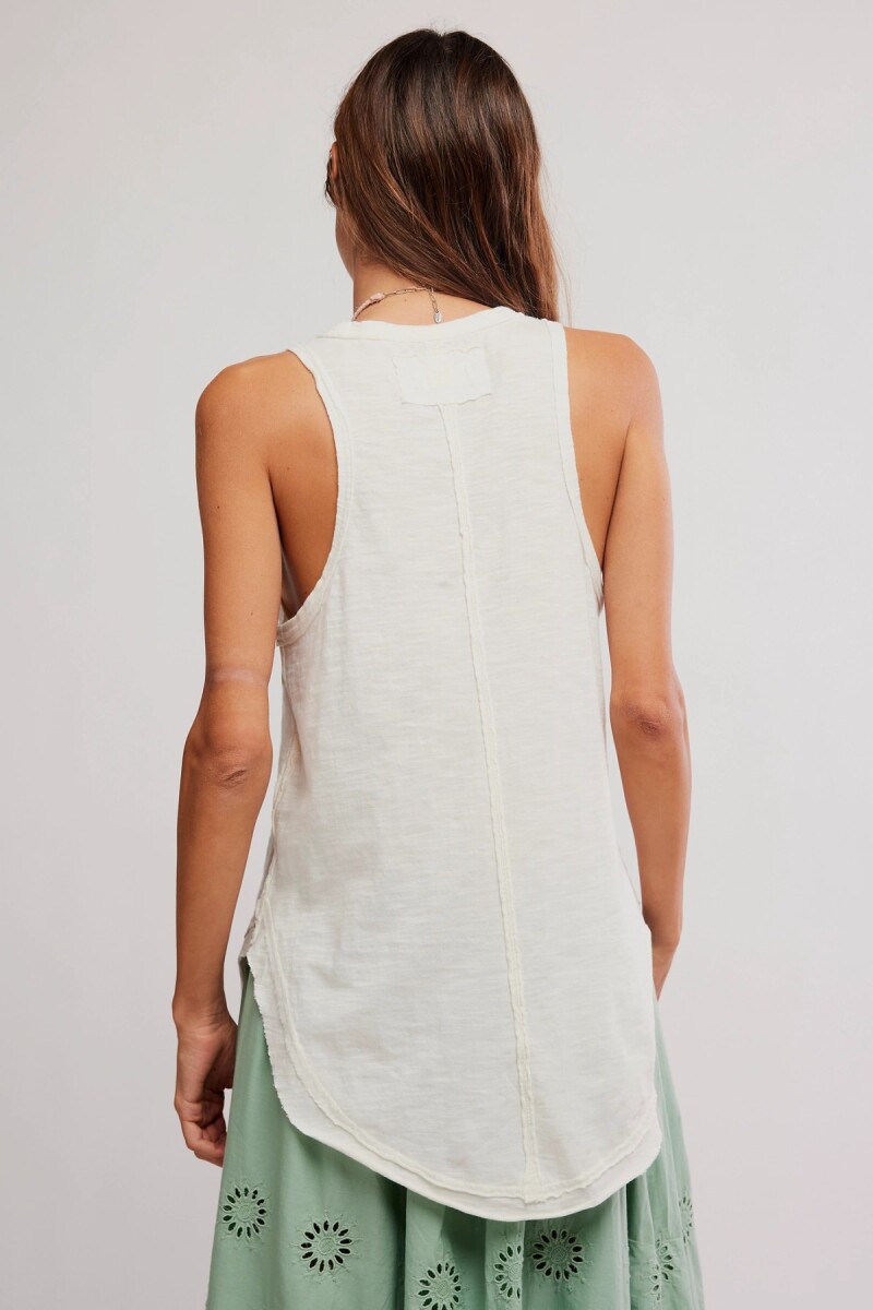 REMERA ROSIE GRAPHIC Blanco