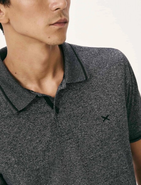 POLO BÁSICA EN PIQUÉ GRIS
